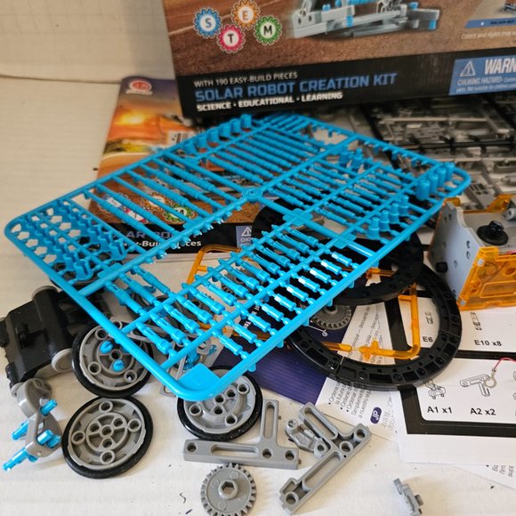 Build 12 Different Solar Robot Creation Kit Toy Walker Roly Poly Walker BOT 8+ - Picture 10 of 13